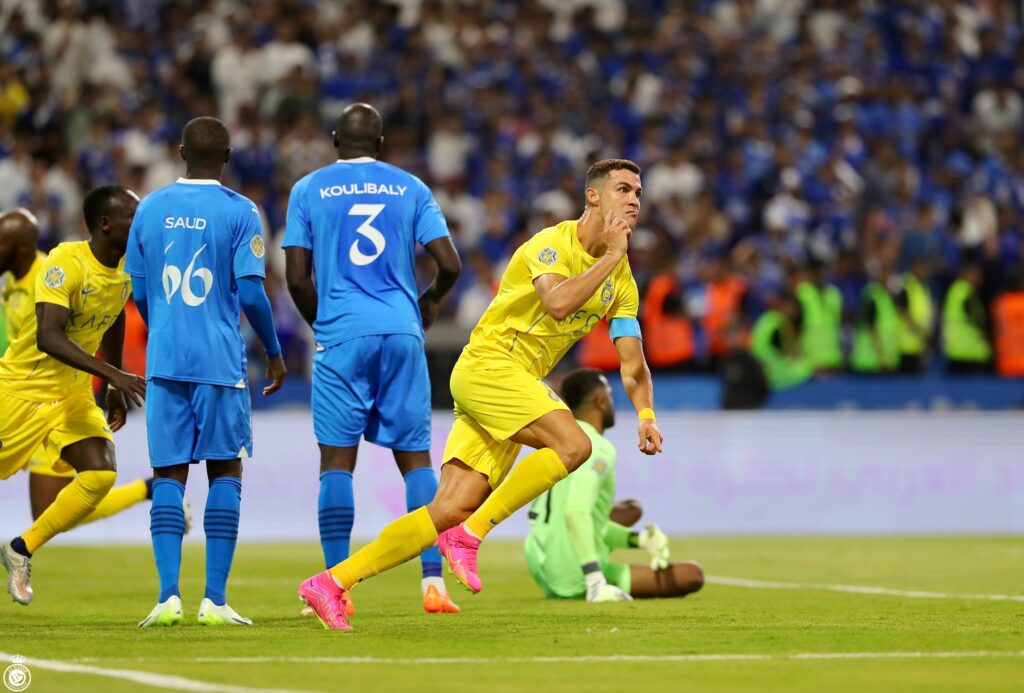 Tương lai bất định của Ronaldo